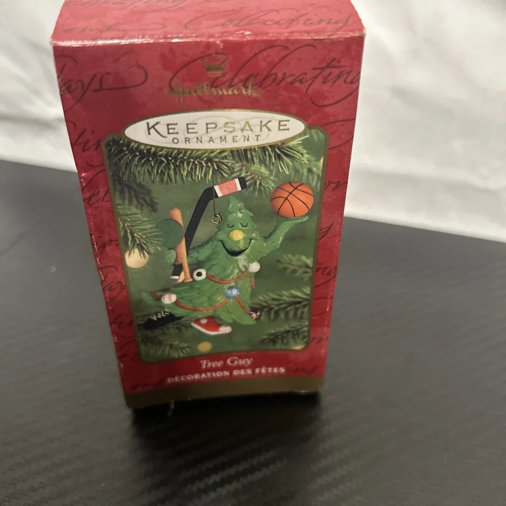 Hallmark Ornament:‎ 2000 Tree Guy, QX6961
